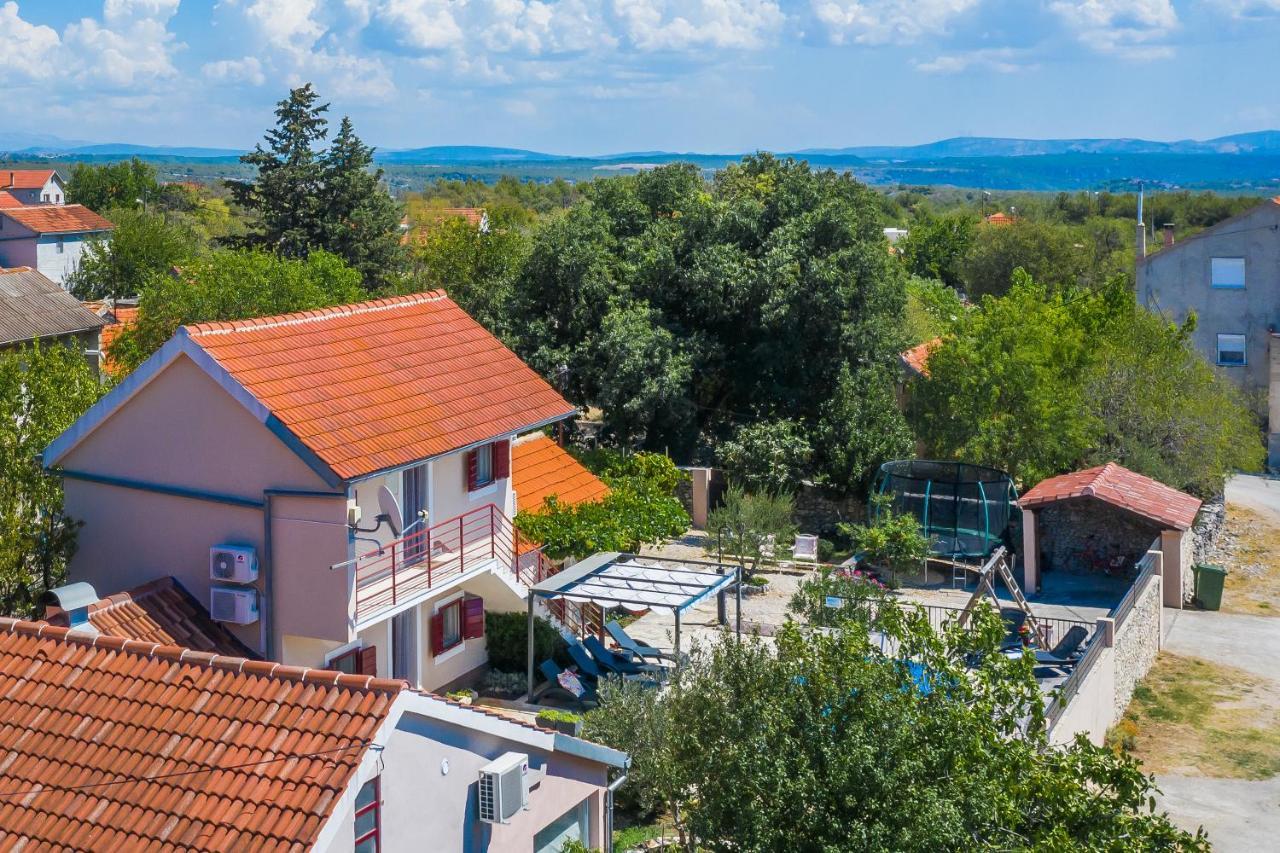 Holiday Home Rosko Скрадин Екстериор снимка